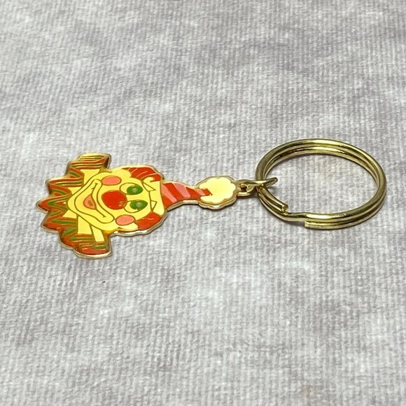 Circus Circus Clown Keychain Vintage Gold-Tone Hotel Casino Souvenir From Taiwan - Picture 6 of 9